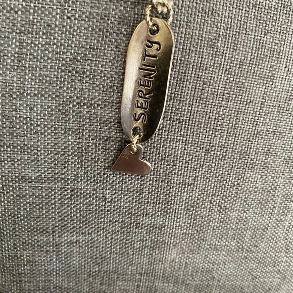 Serenity pendant with heart on beaded chain. - Picture 6 of 6